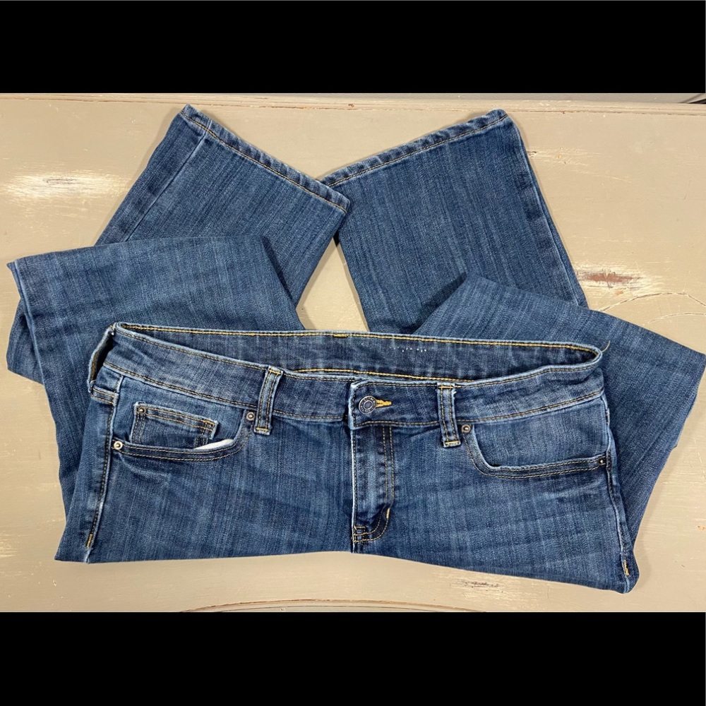 Women’s Gap relaxed denim